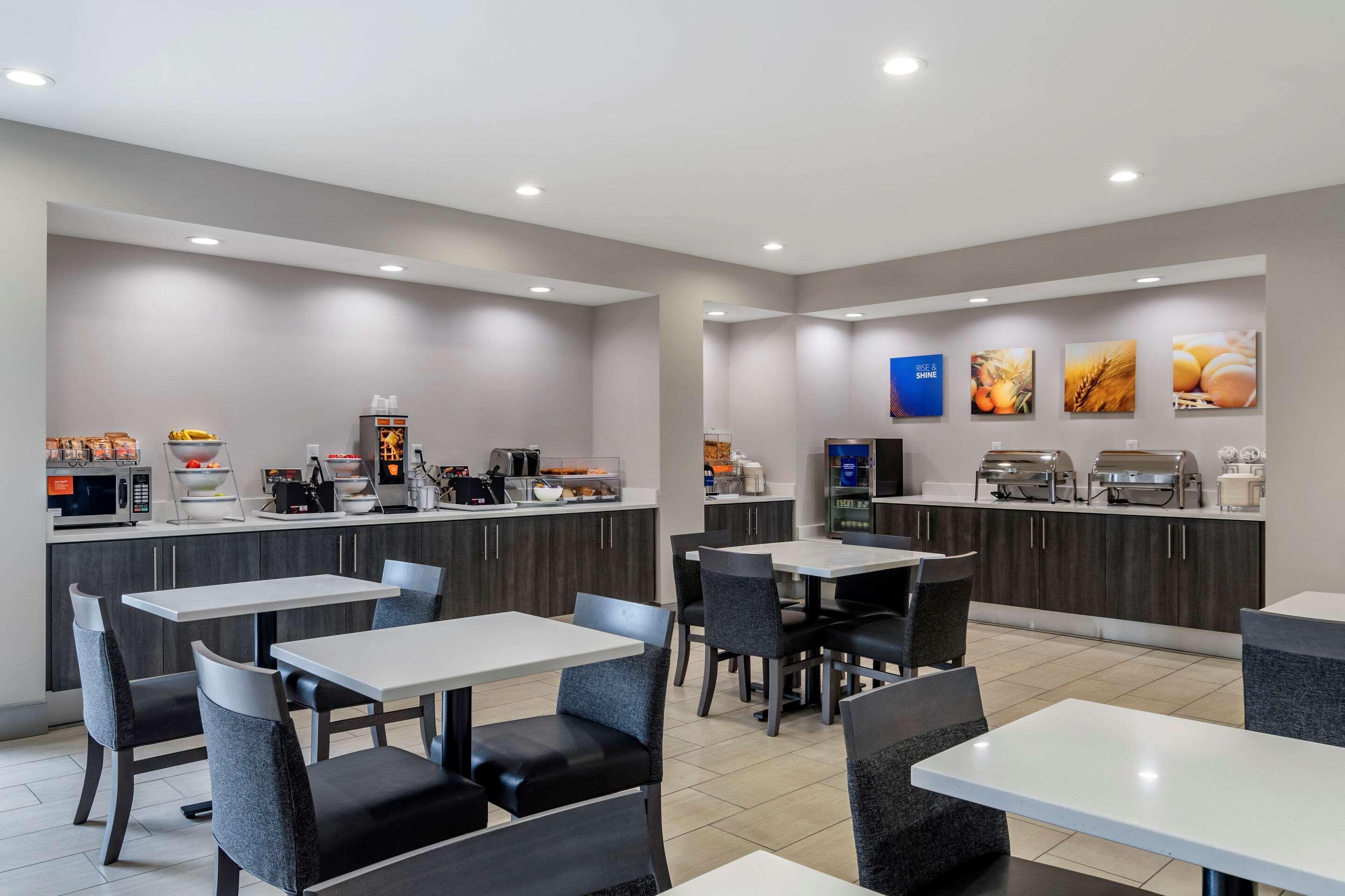 Comfort Suites Mcdonough Atlanta South Exterior photo